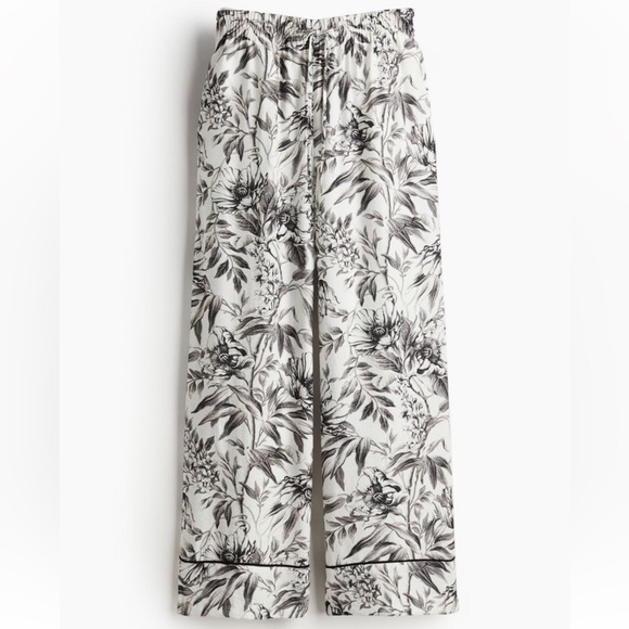 H&M WIDE-CUT PULL-ON PANTS FLORAL SIZE S NWT - Picture 1 of 8
